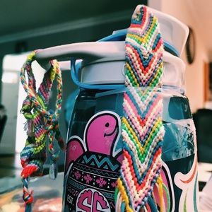 Meet your Posher, Elizabeth